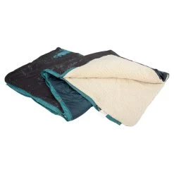 VICKYWOOD X VOITED CLOUDY TOUCH KISSENDECKE - Decke -Outdoor-Campingausrüstung 5638036750 c vickywood x voited cloudy touch kissendecke vickywood 24